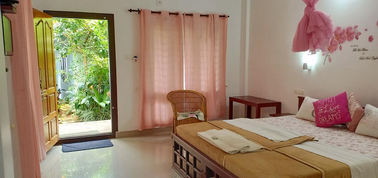 Homestay Periyar *