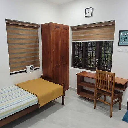 Periyar Inn Thekkady Exterior photo